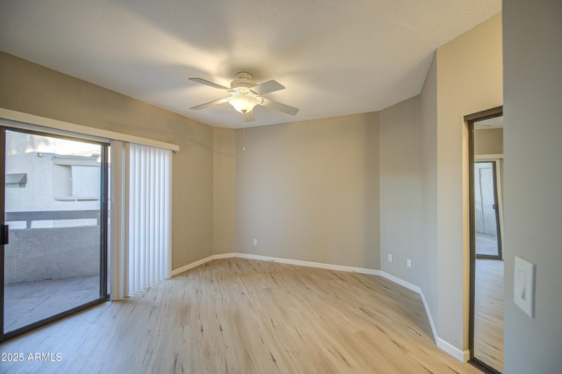 Bedroom-pic 1