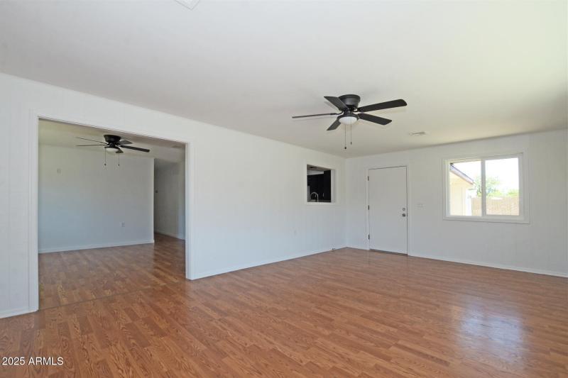 03 Livingroom 2