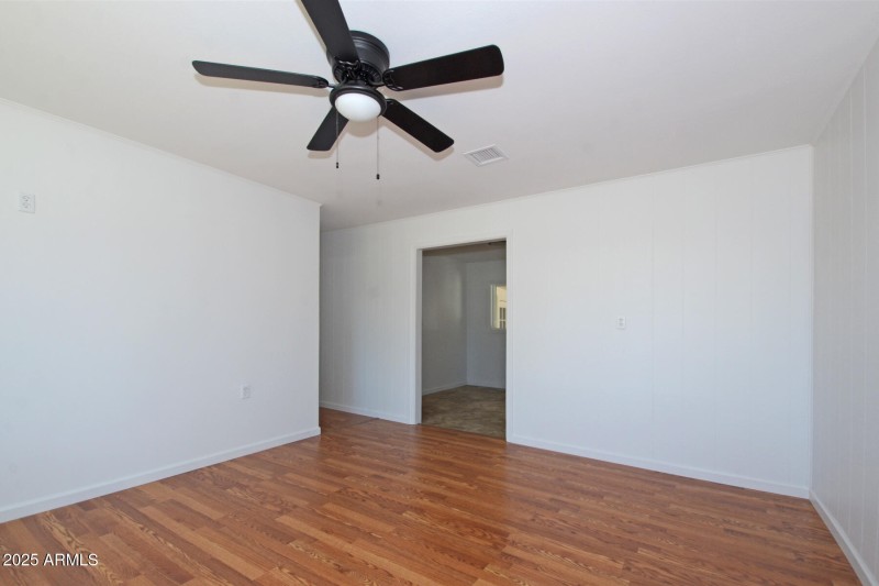 04 Diningroom 2