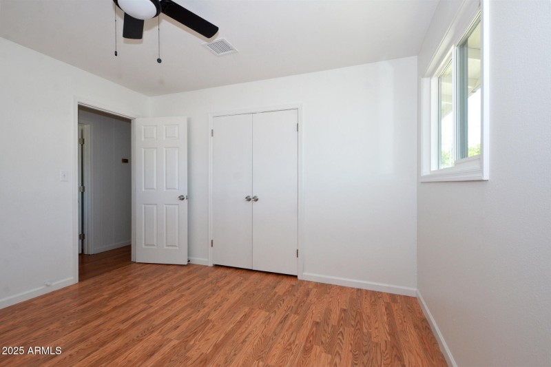10 Bedroom3 2