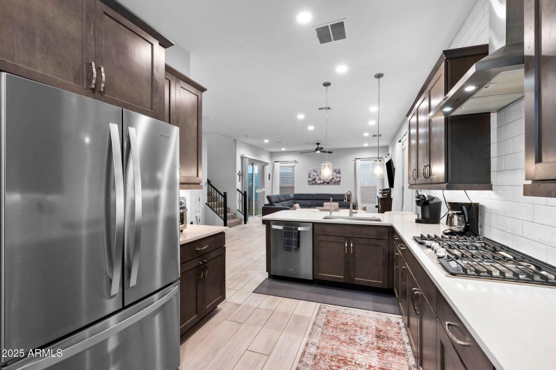 007__4858 E Shady Glen Ave,