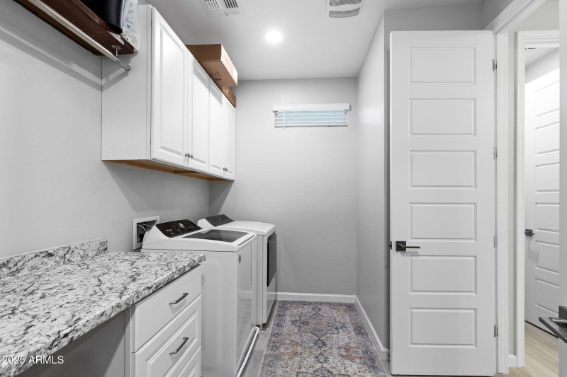 023__4858 E Shady Glen Ave,