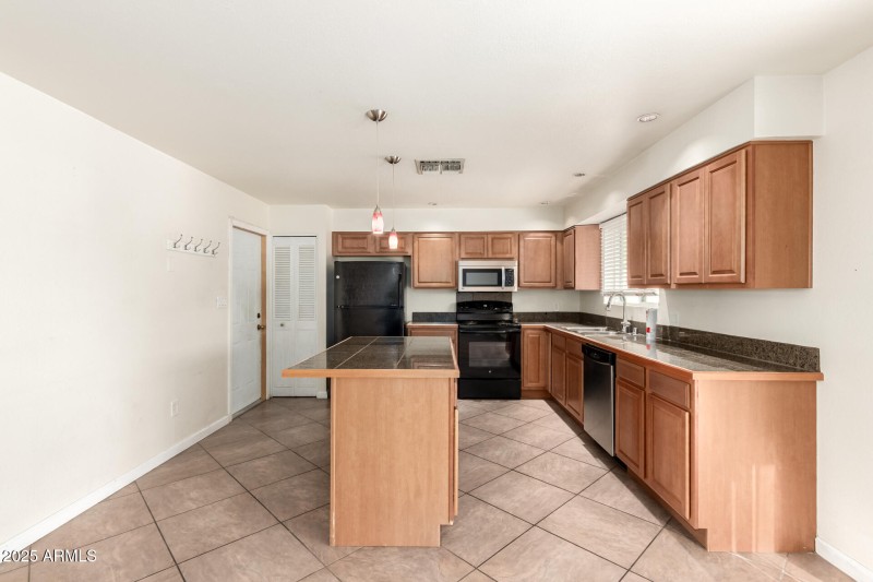 13 Shaw Butte