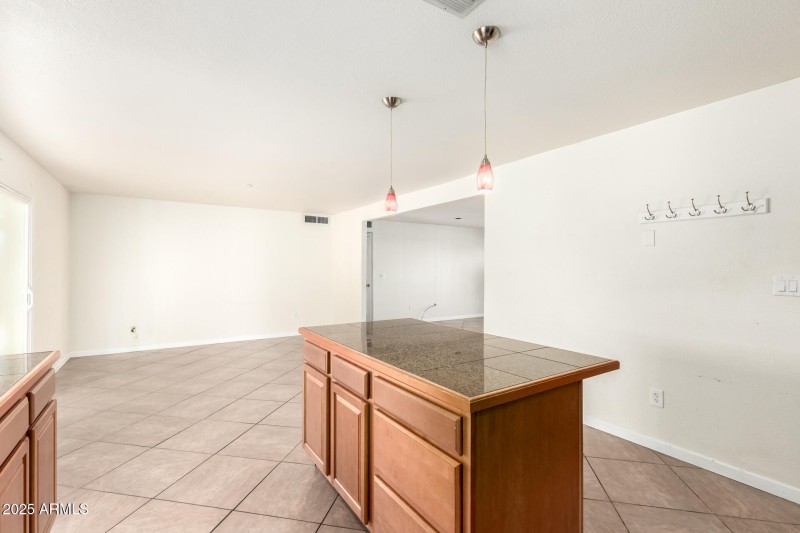 15 Shaw Butte