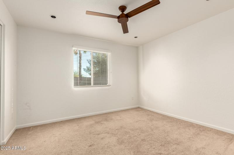 16 Shaw Butte