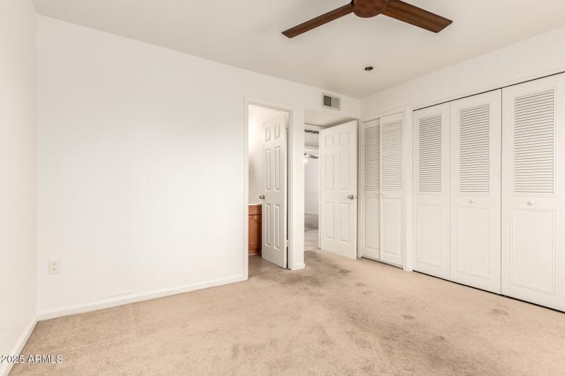 17 Shaw Butte