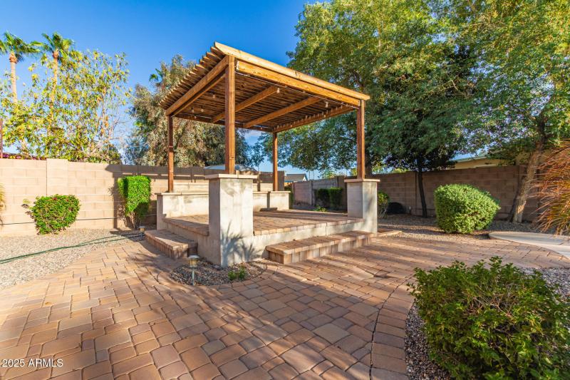 27 Shaw Butte