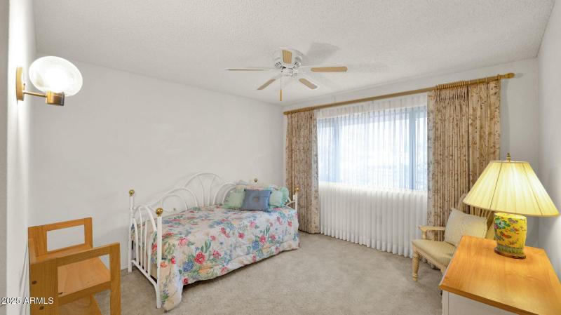 41-web-or-mls-P1176373