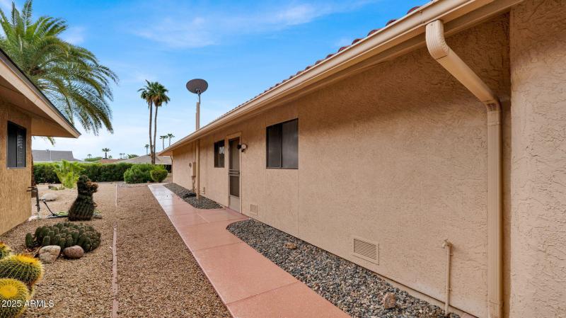 43-web-or-mls-P1176164
