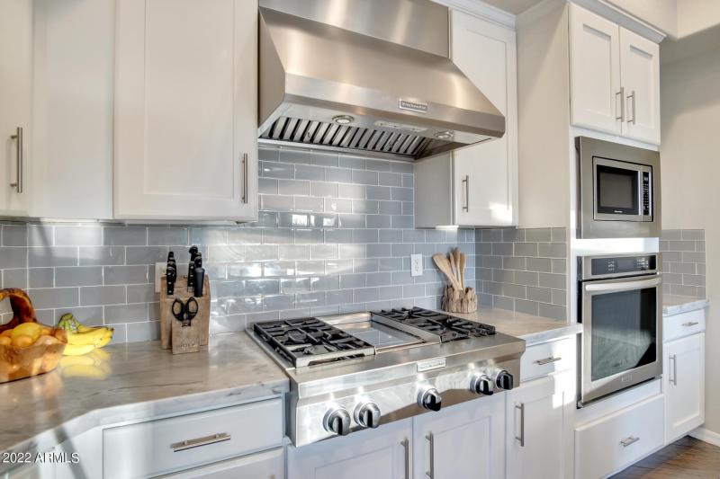 Kitchen 4