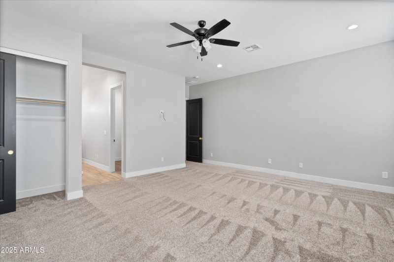 18-Primary Bedroom