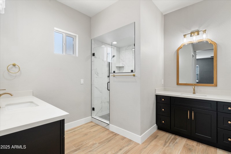 20-Primary Bathroom