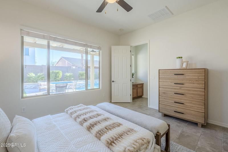 27-web-or-mls-Jojoba-27