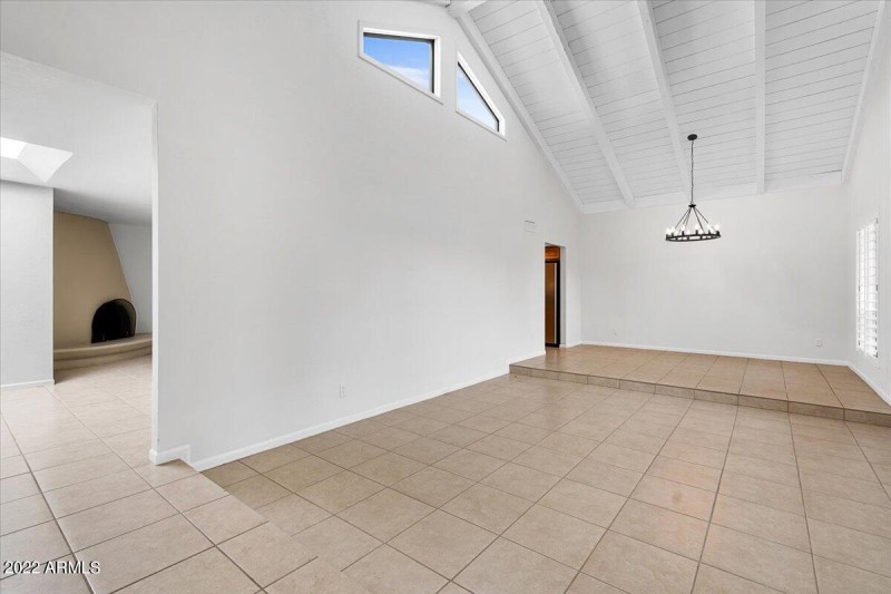 Living Room/Dining Room