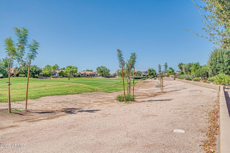 4551 E Sycamore Ct-44