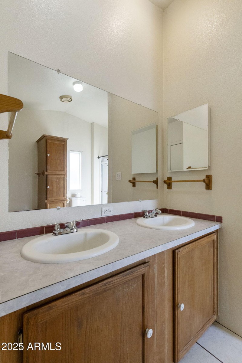 26-web-or-mls-DLB_5455