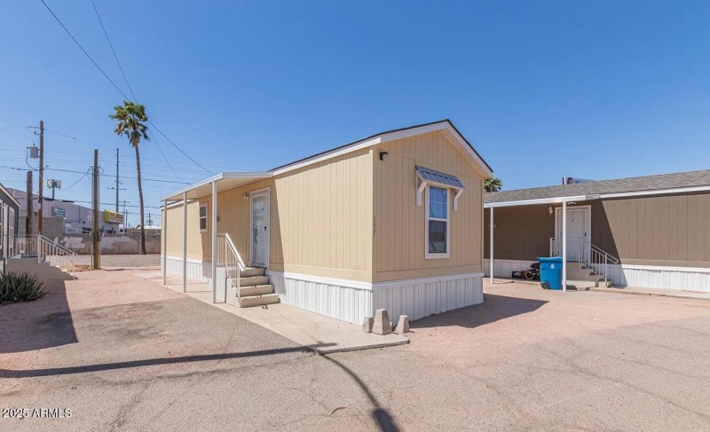 e4c0487ab32345a68b3a82357720a75b-uncropp