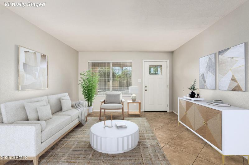 Staged Living Room-27th