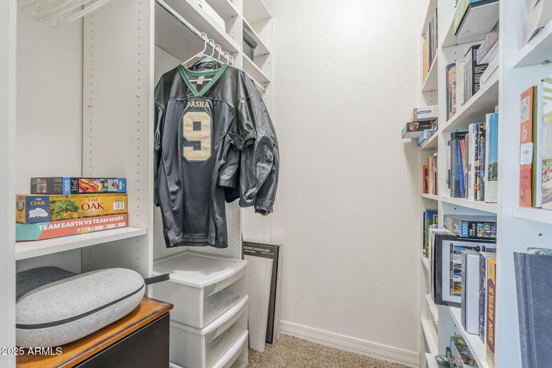 47-office bdrm 4 closet
