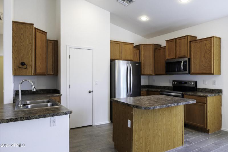 Kitchen 1