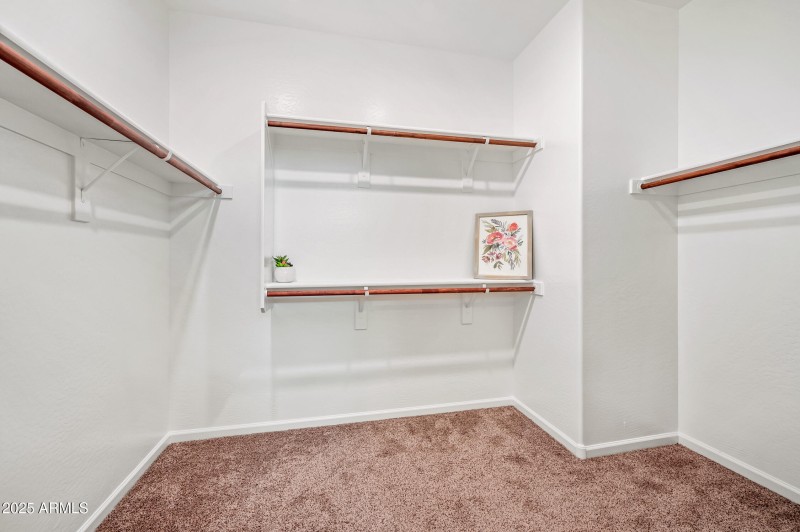 WALK-IN CLOSET - OWNER'S SUITE