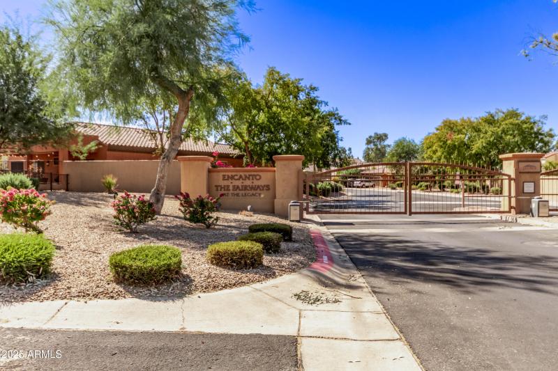 38 Fremont 3047