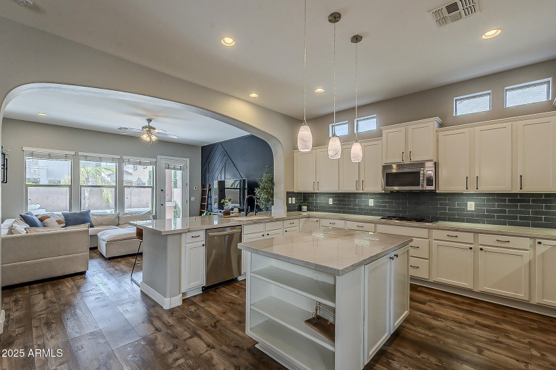 Spacious Kitchen