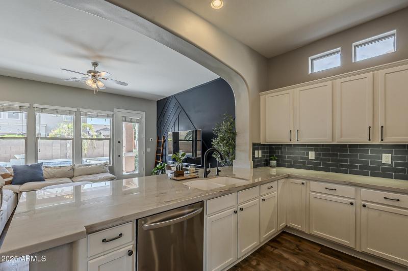 Spacious Kitchen