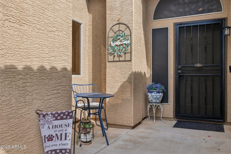 4-web-or-mls-15084-w-polk-st