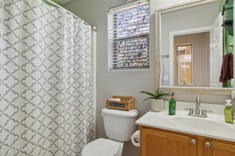 21-web-or-mls-15084-w-polk-st