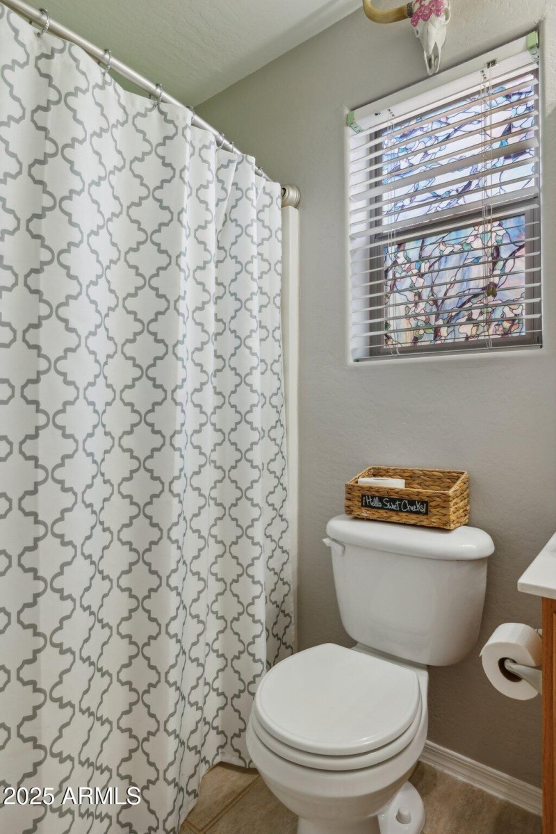 22-web-or-mls-15084-w-polk-st