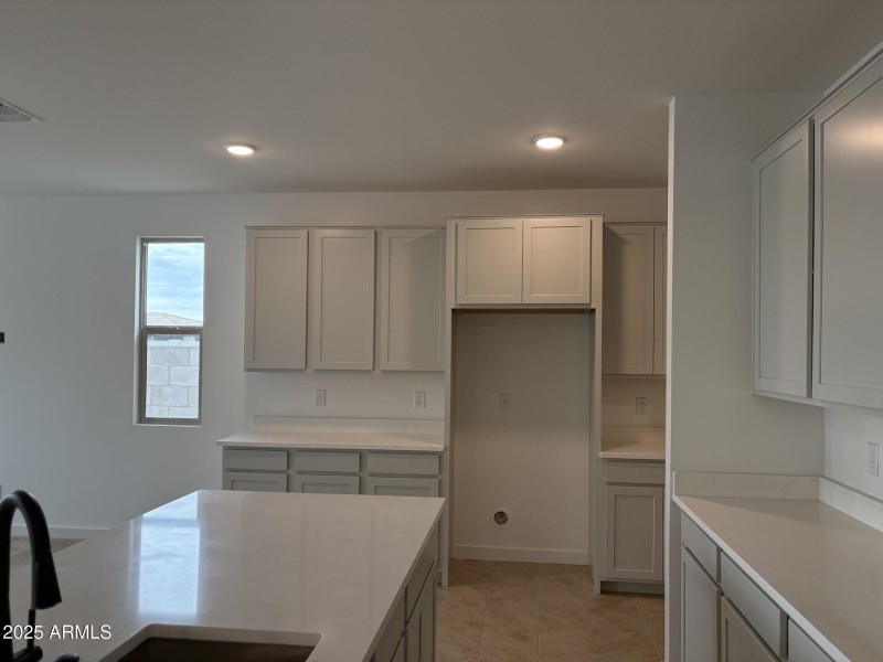 CP45 Lot 109 Kit Cabs