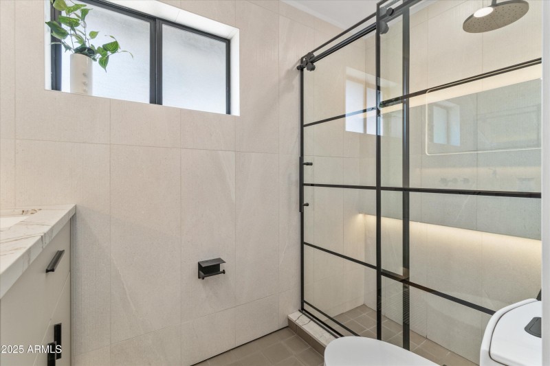 Bedroom 2 Ensuite