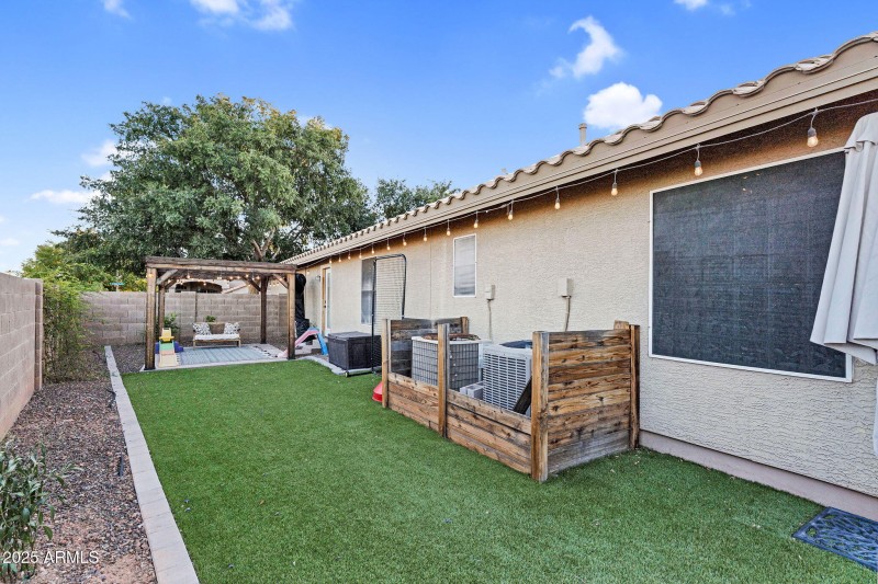 63-web-or-mls-Stacey-60