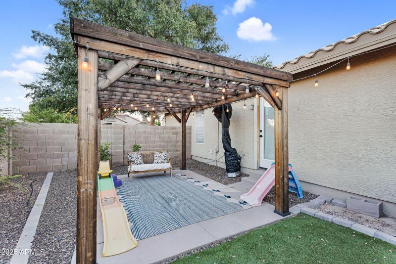 65-web-or-mls-Stacey-62
