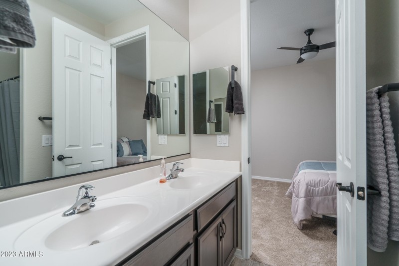 16) JACK _ JILL BATH