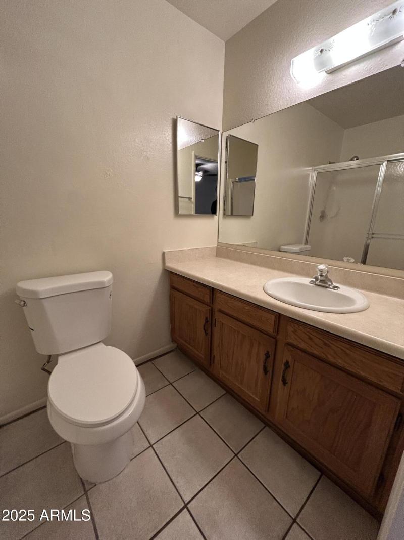 Master Bath 807 Nopal 2025