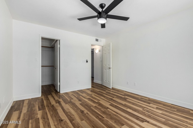 0010-10 - Mountain View