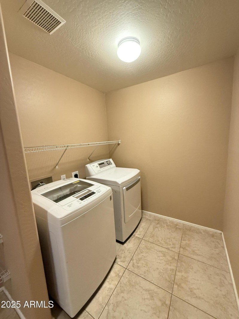 Washer & Dryer Included