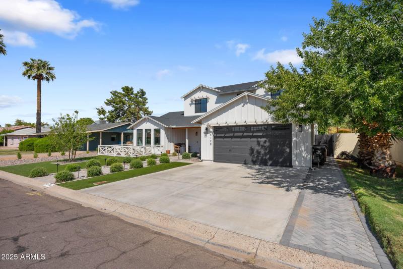 Extended driveway leading to side yard