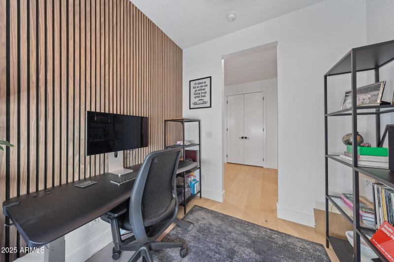Flex space/office