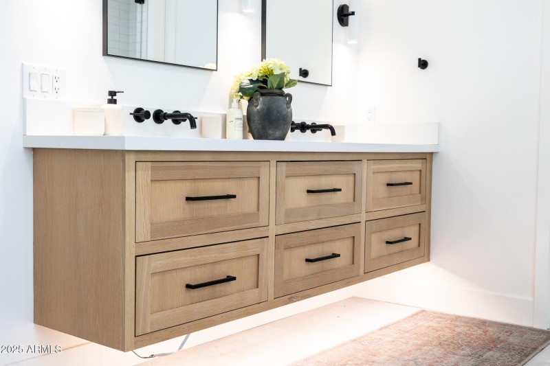 Underlit vanity in primary ensuite bath