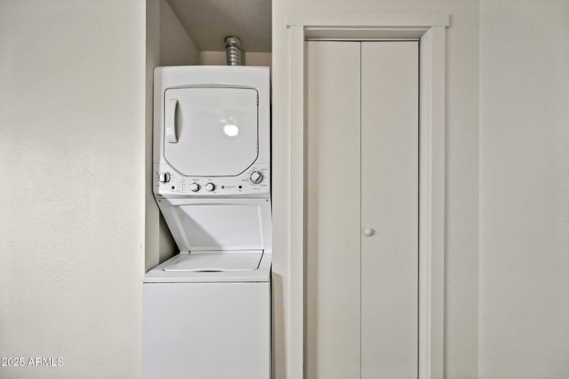 9-1241EMS3-ocupix-9-2025