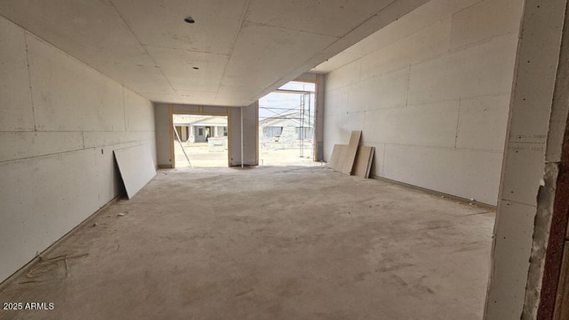5 Garage