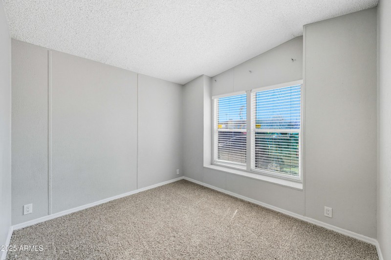 1650 S Arizona Ave 80-11