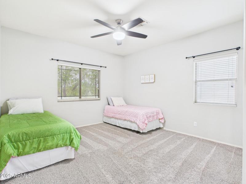 CAM02404G0-PR0144-STILL001