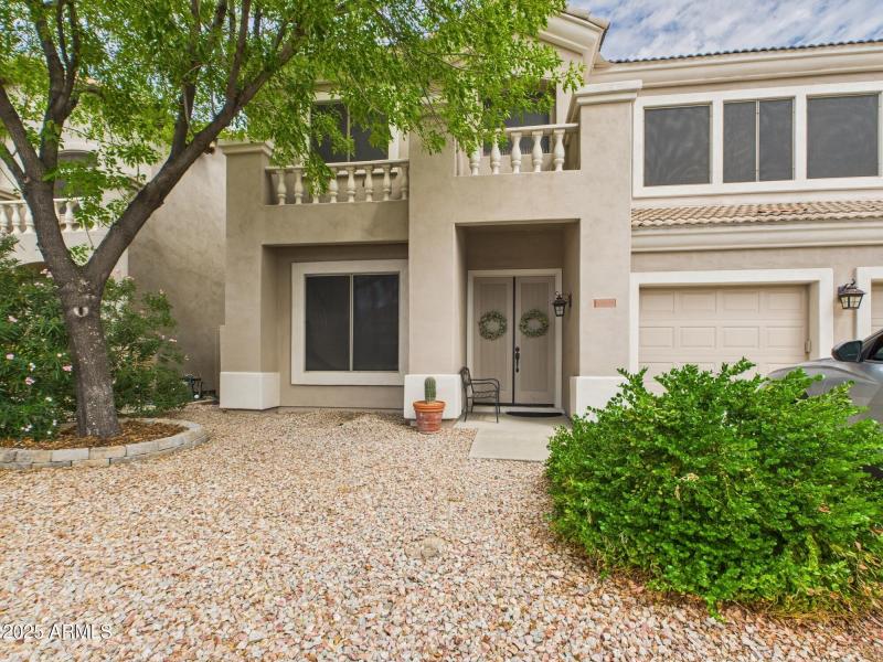 CAM02404G0-PR0144-STILL035