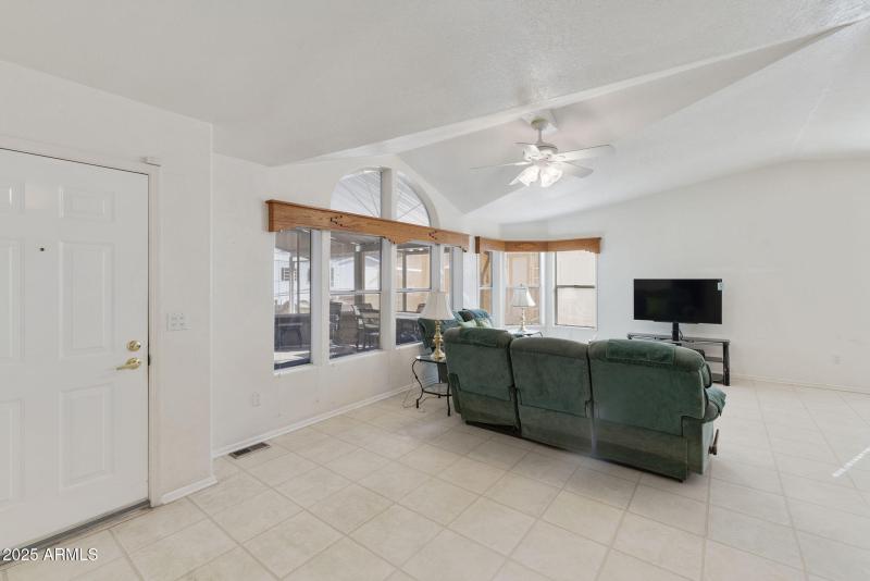 33-web-or-mls-dlb_5568-dlb_5572