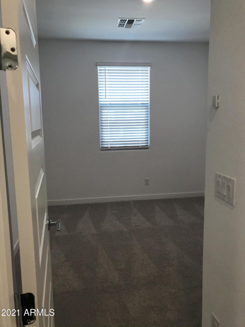 F5CAAFDE-7DBA-4C1E-B6DE-AF8915938789