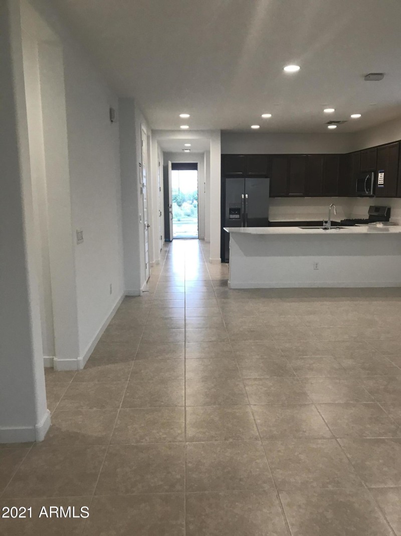 4DC5CF35-32D7-4902-BD13-B25BCCF052CF